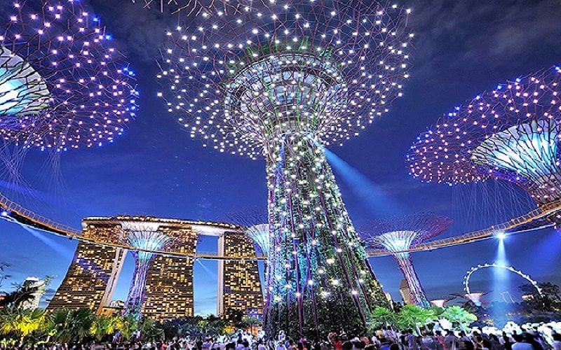 Tham quan công viên đủ màu sắc Gardens by the Bay, Singapore